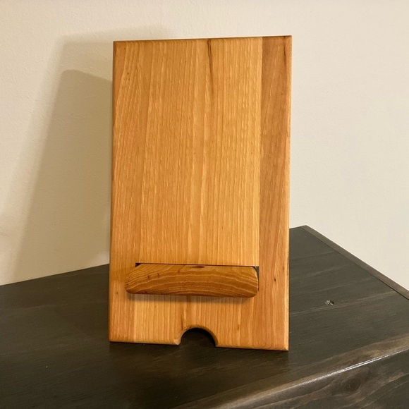 Cell Phone Stand Handcrafted! Hickory! - Picture 1 of 5